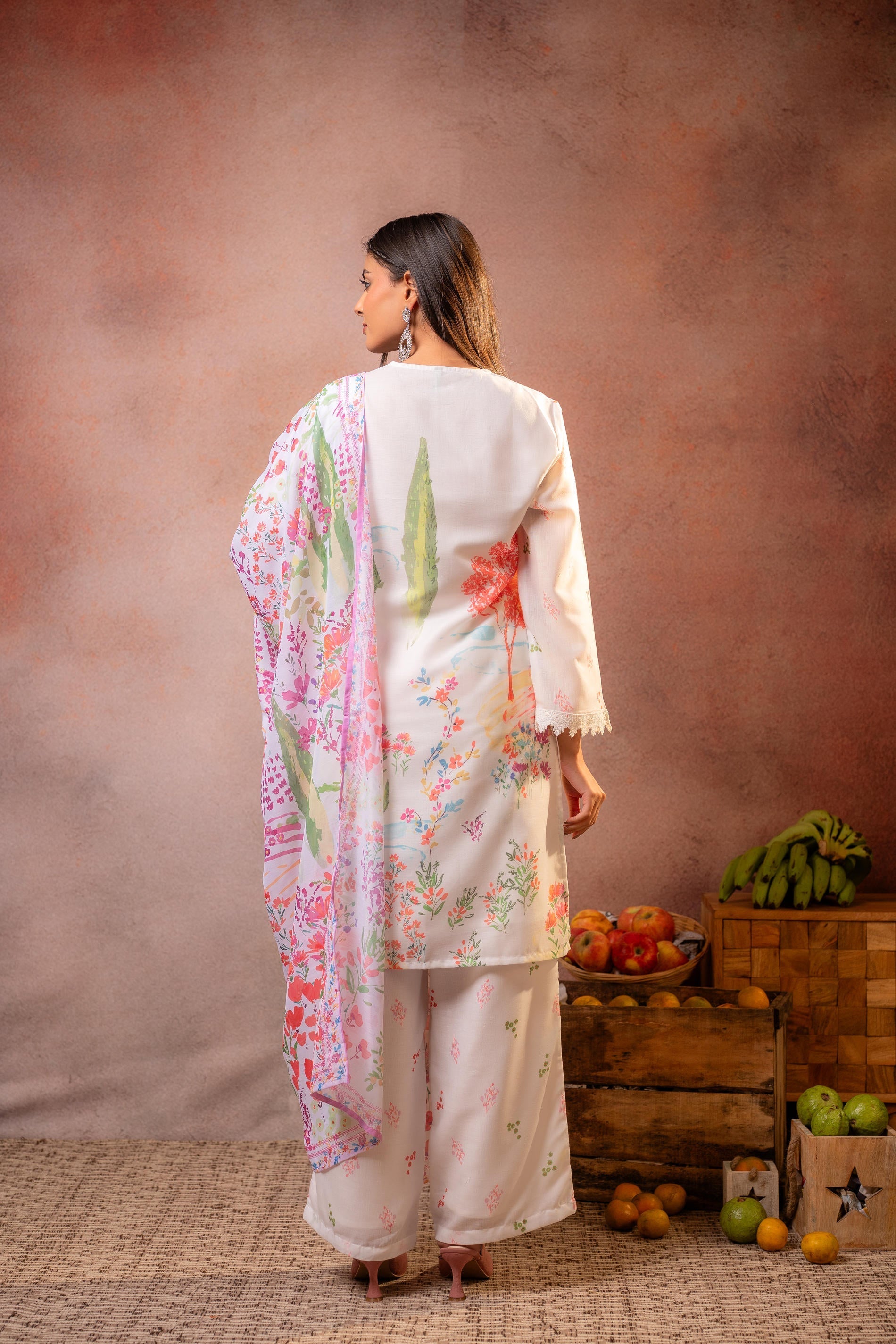 Juniper Gulnaar Garden Printed Kurta Set