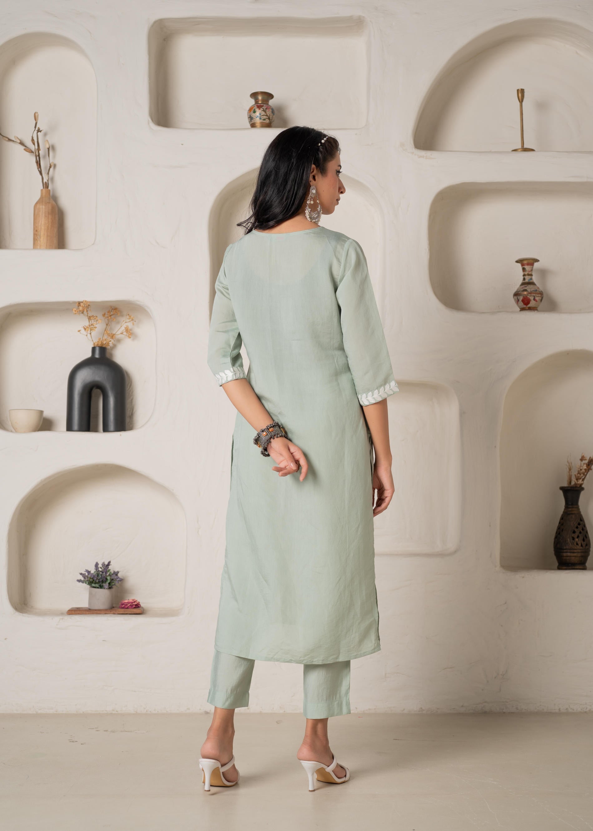 Juniper Mint Solid Embroidered Straight Kurta Pant Set With Thread Work 