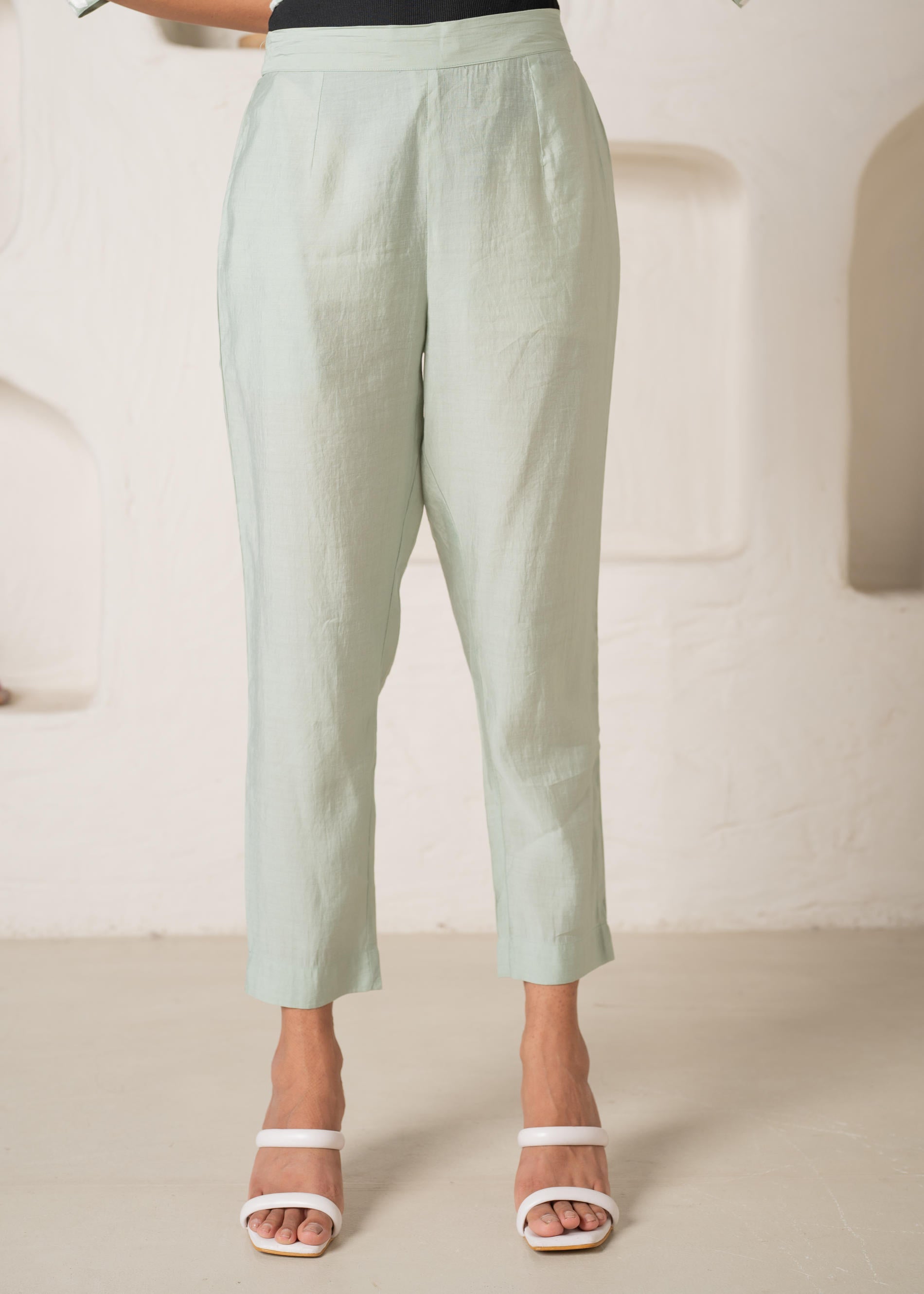 Juniper Mint Solid Embroidered Straight Kurta Pant Set With Thread Work 