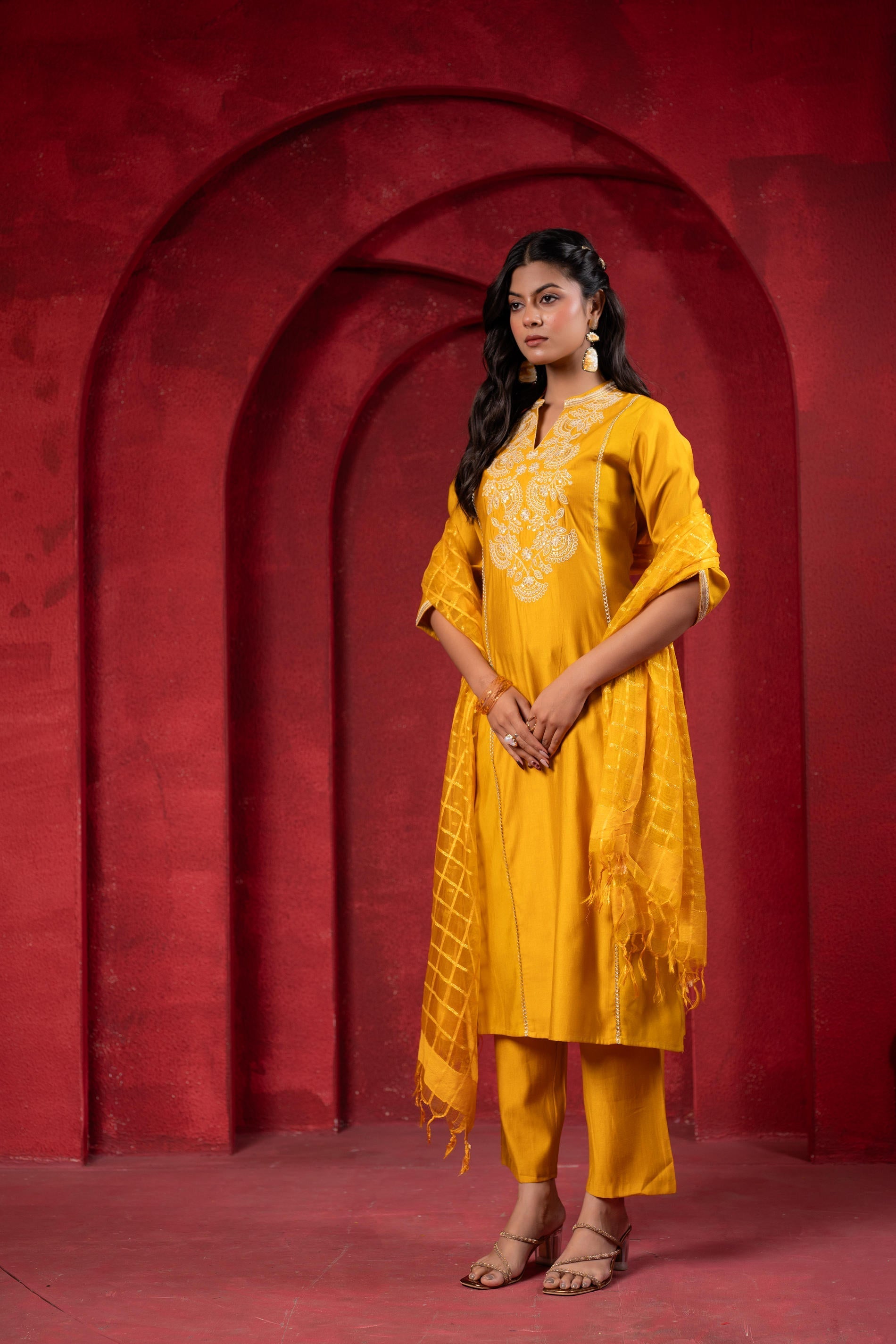 Juniper Sunlit Mustard Embroidered Kurta Set With Zari Checked Dupatta