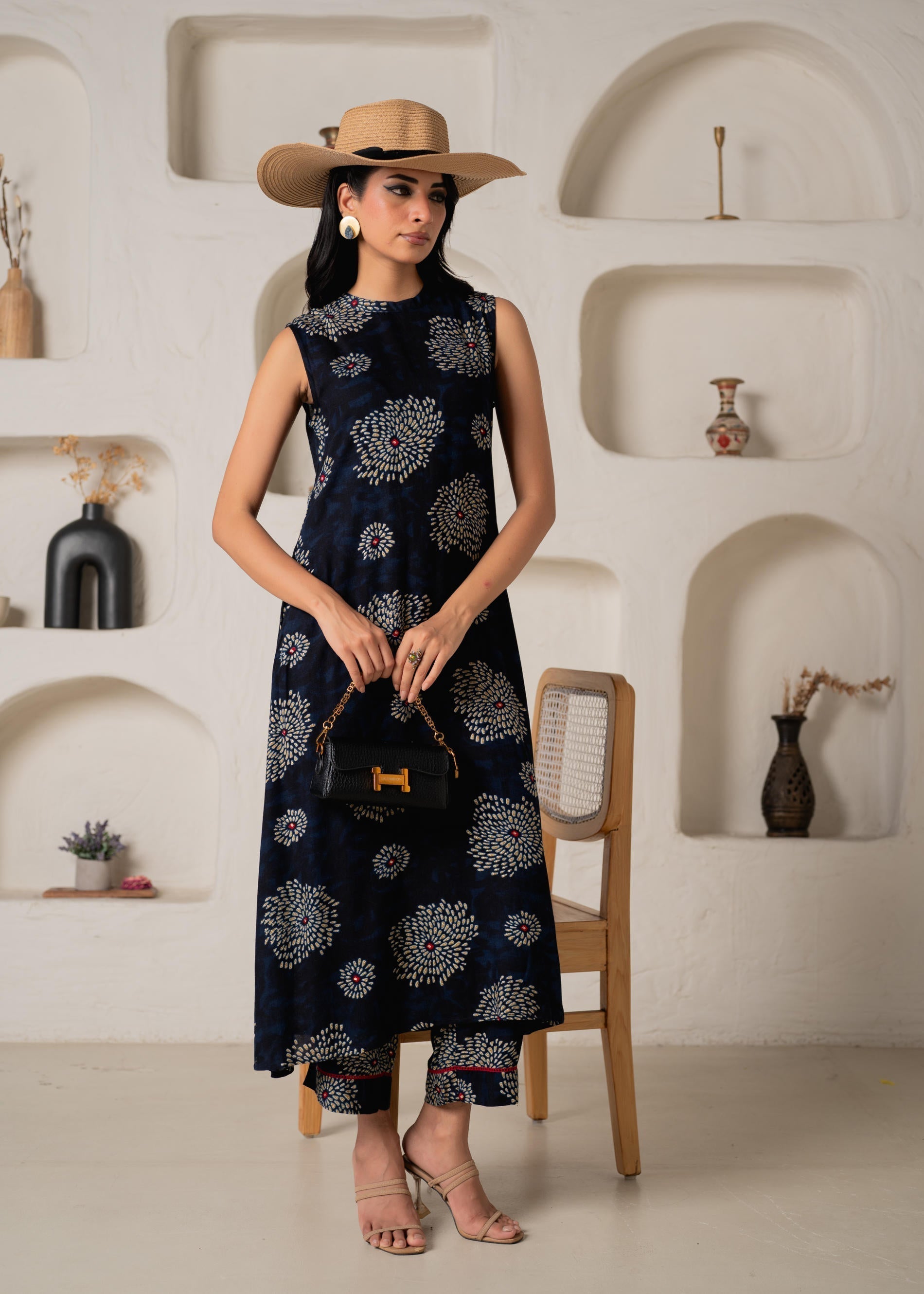 Juniper Women'S Navy Floral Printed Kurta With Pant Set | Grab2Buy
