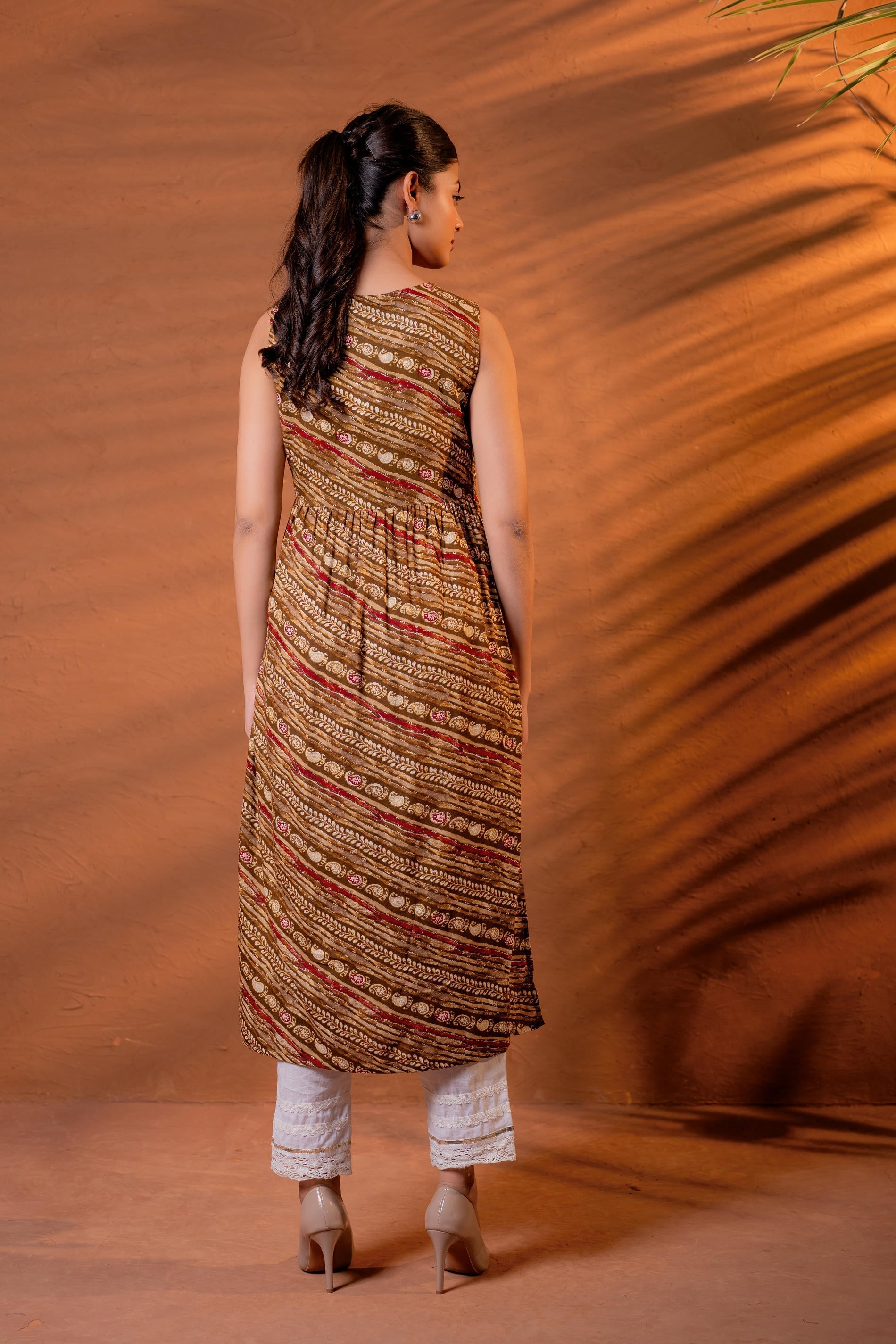 Juniper Rust Tribal Wave Printed Sleeveless Flared Kurta