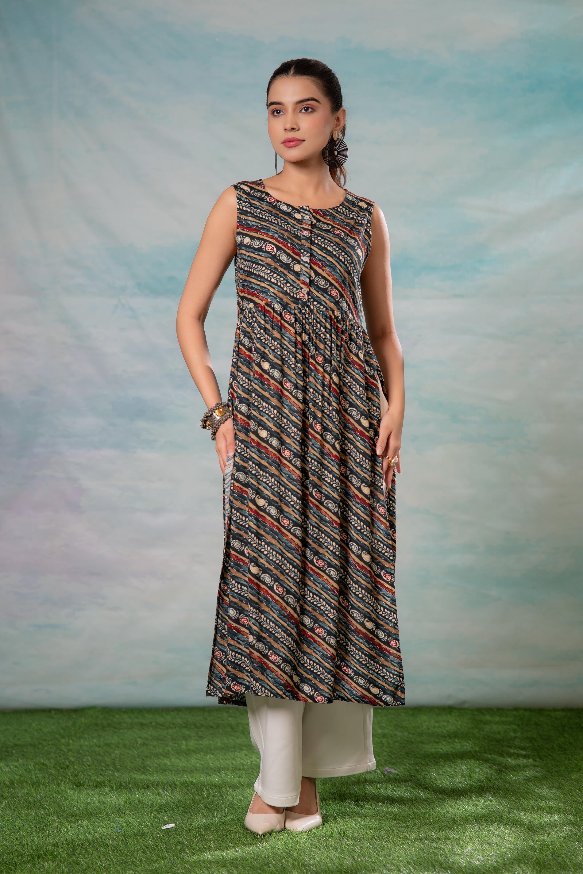 Juniper Women'S Navy Ethnic Motif Printed Sleeveless Kurta | Grab2Buy