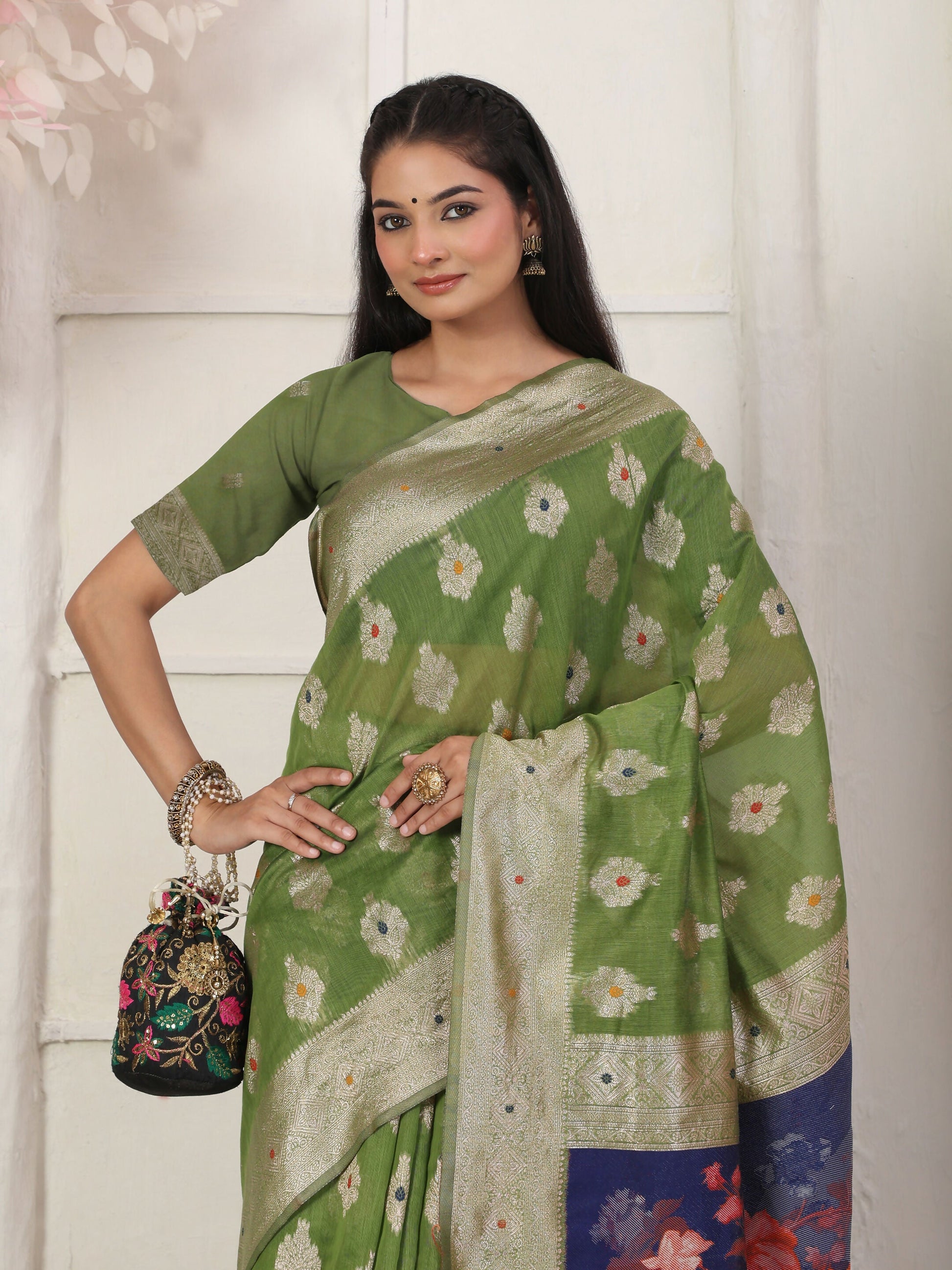 Shree Shyam Fashion Linen Cotton Green Saree