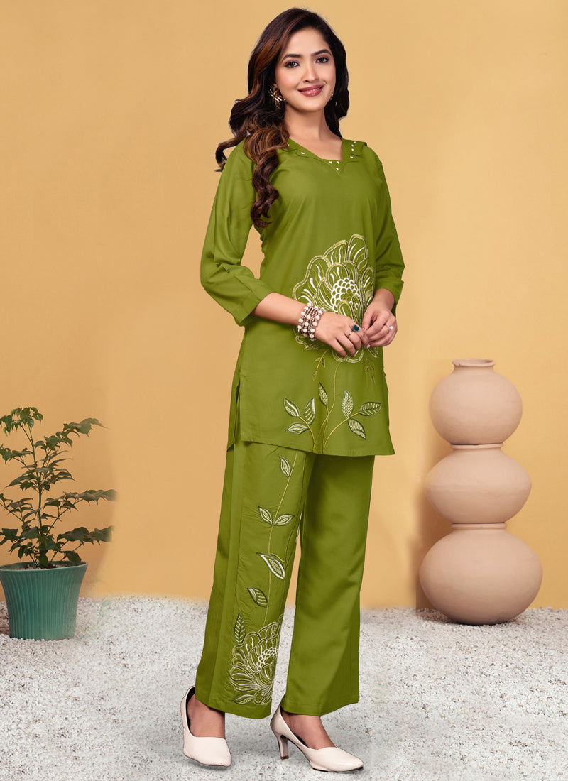 Prazu Fashion Parrot Green Viscose Rayon Embroidery Thread Work Co-Ords Set 