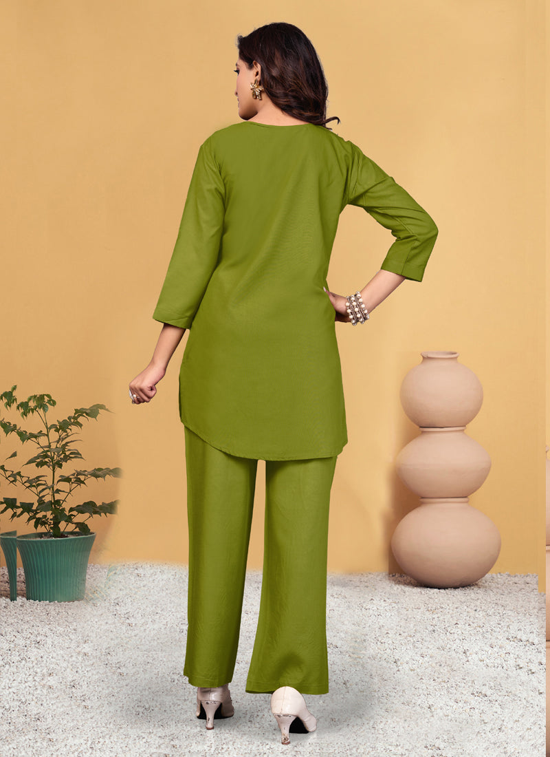 Prazu Fashion Parrot Green Viscose Rayon Embroidery Thread Work Co-Ords Set 