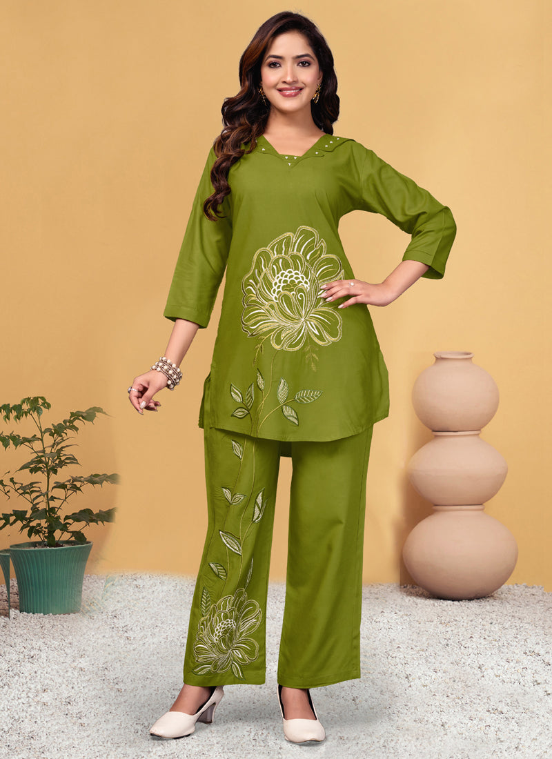 Prazu Fashion Parrot Green Viscose Rayon Embroidery Thread Work Co-Ords Set 