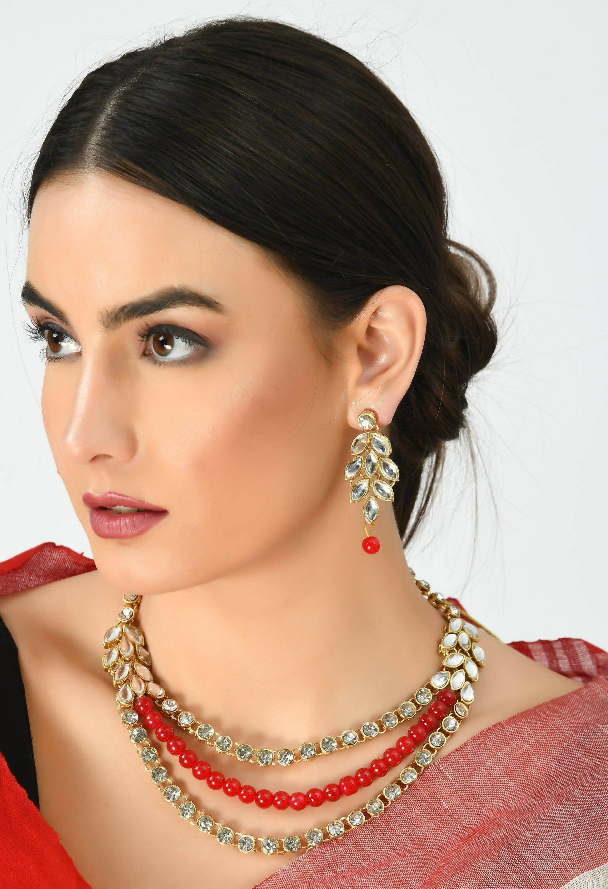 Mominos Fashion Johar Kamal Handicraft Finish White & Red Pearls Choker For Women (White/Red) | Swadesiicart