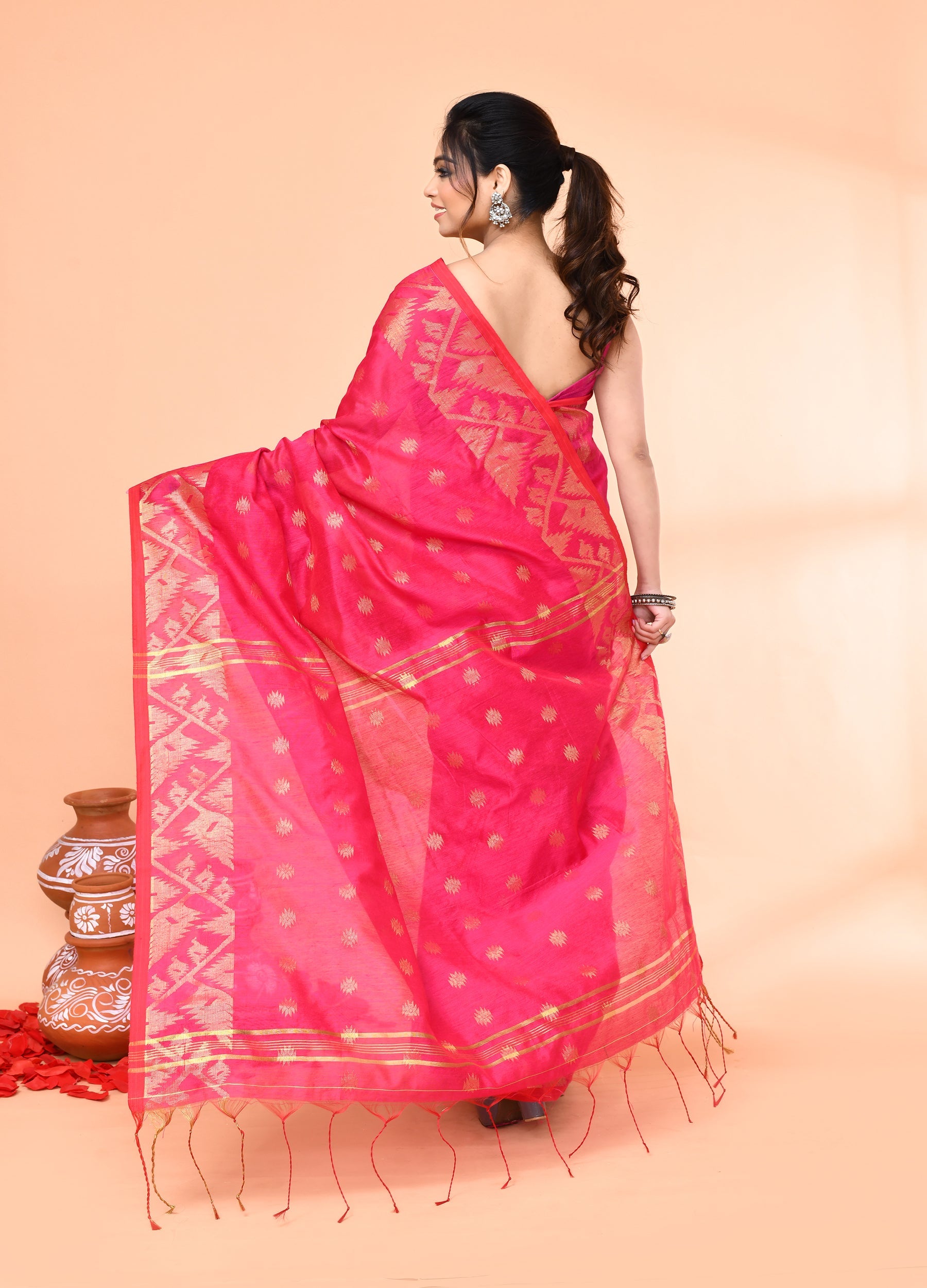 Piyari Fashion Women`s Cotton Blend Rani Handloom Saree With Blouse