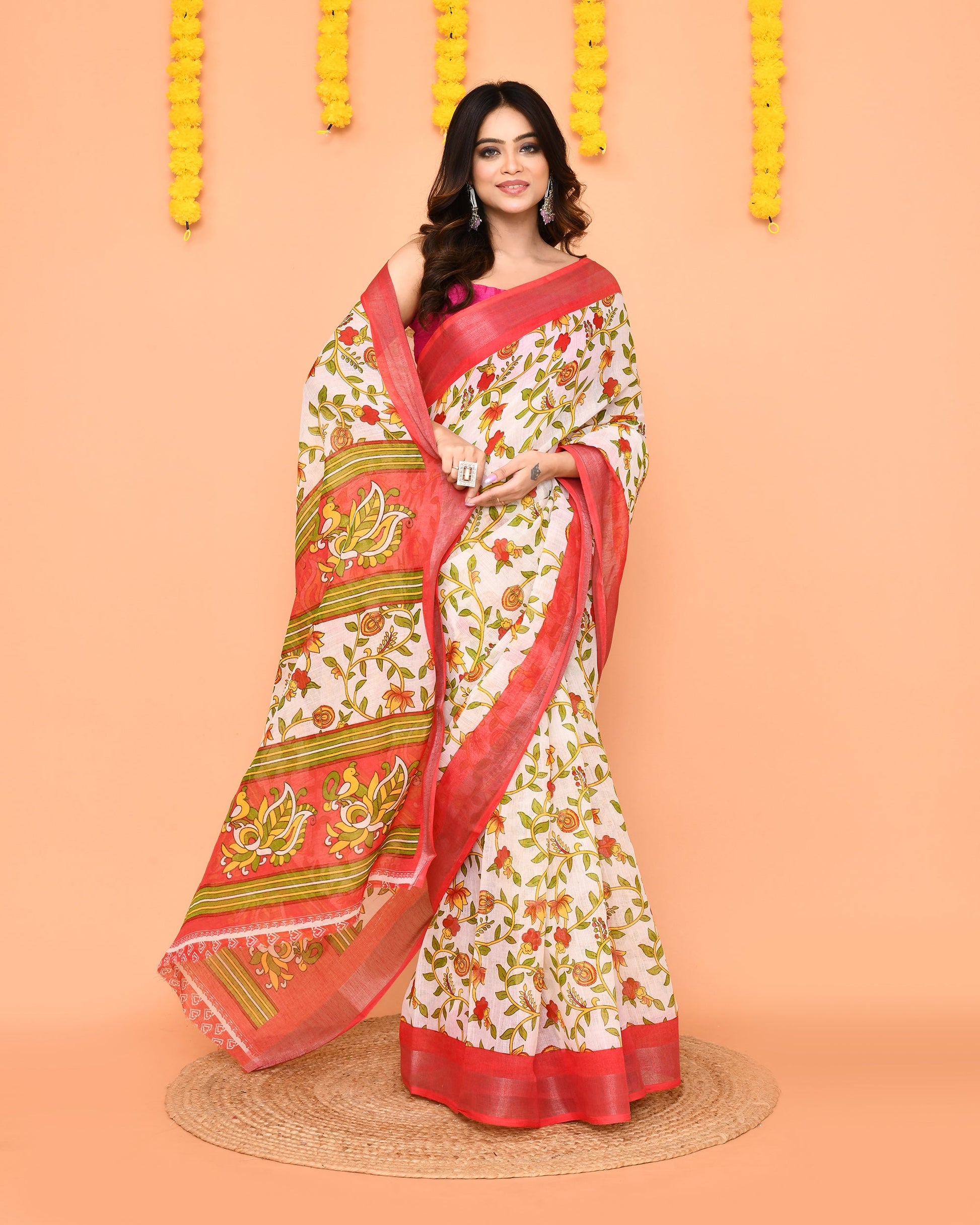 Piyari Fashion Women's Off White Printed Cotton Saree With Zari Border