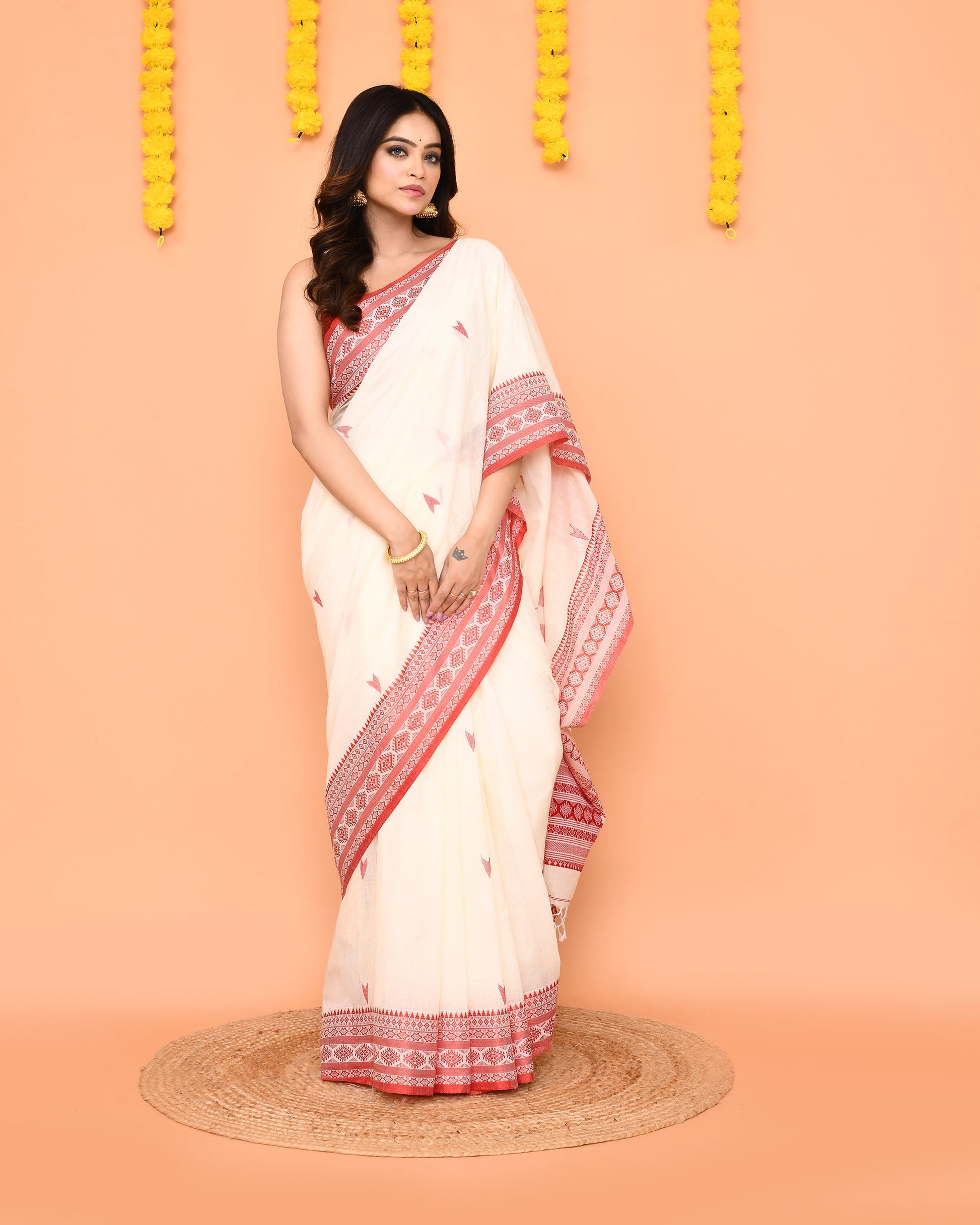 Piyari Fashion Women's White Cotton Handloom Jamdani Saree