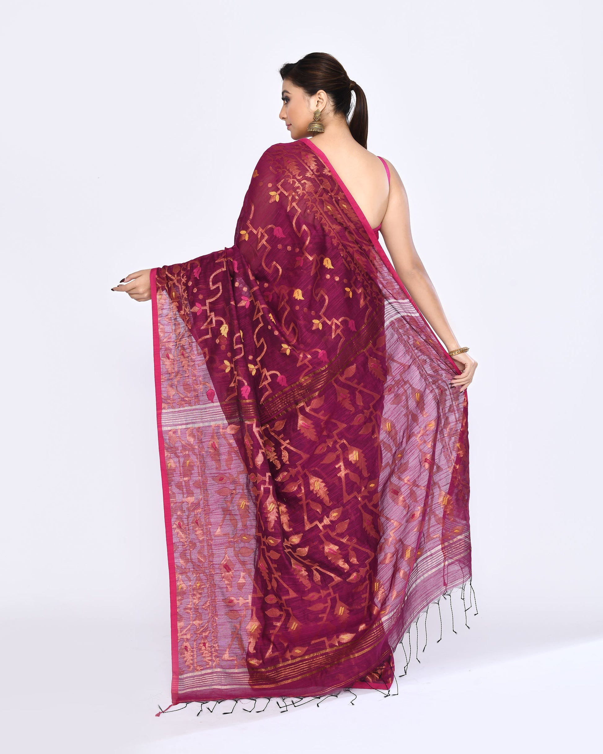Piyari Fashion Women's Pink Embellished Cotton Blend Jamdani Saree