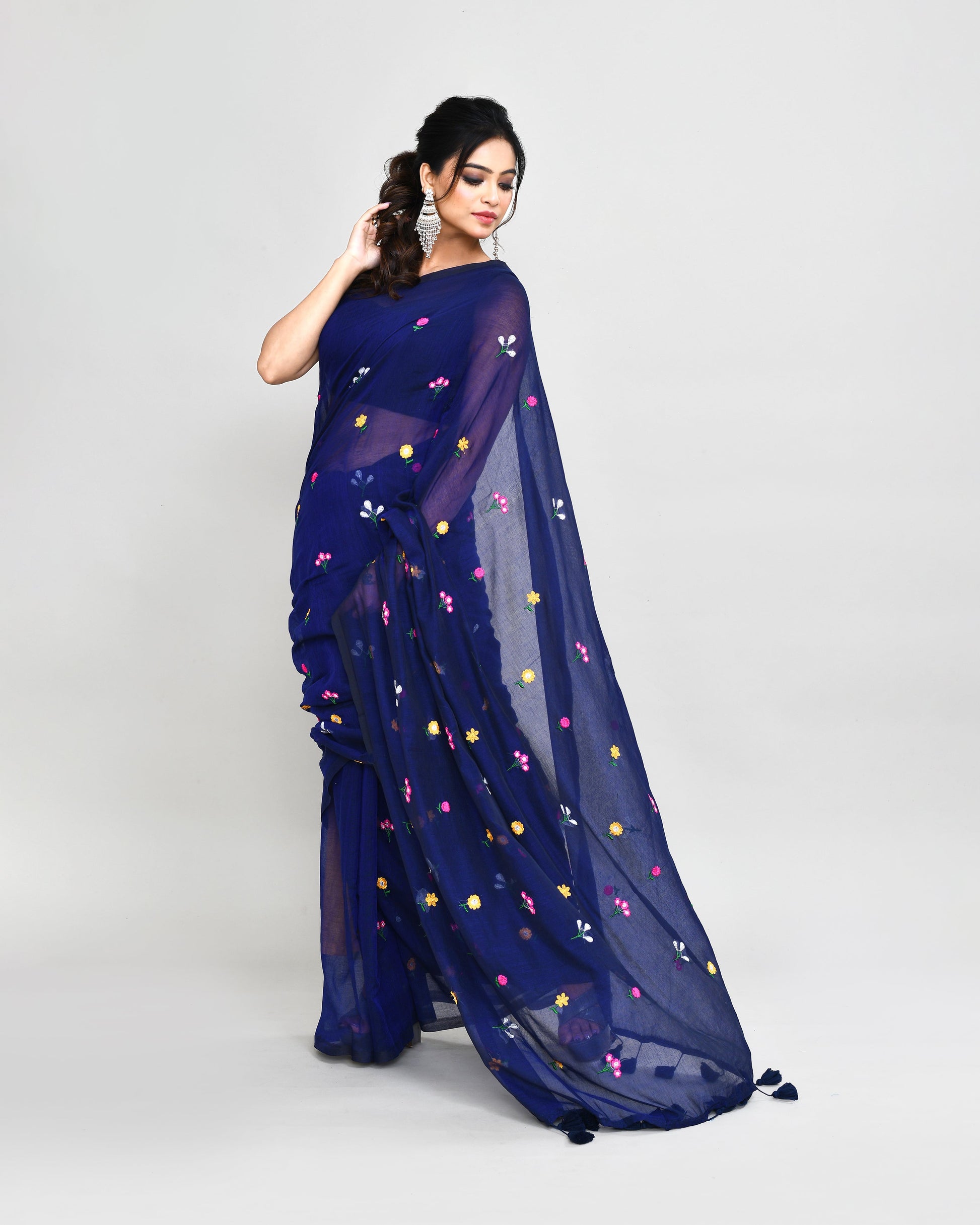 Piyari Fashion Women's Blue Exclusive Embroidery Saree With Tassels