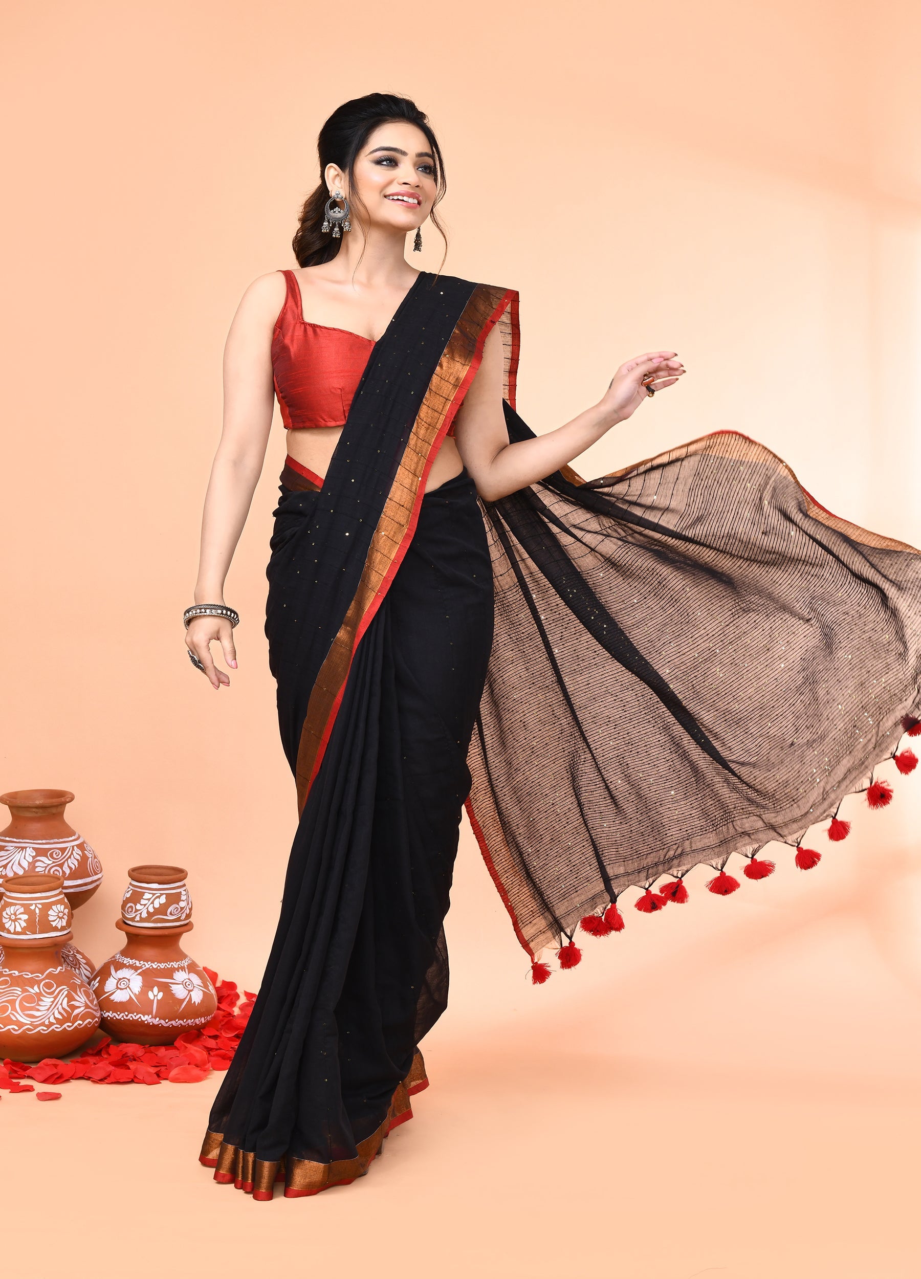 Piyari Fashion Women`s Cotton Handloom Black Sequin Saree With Blouse