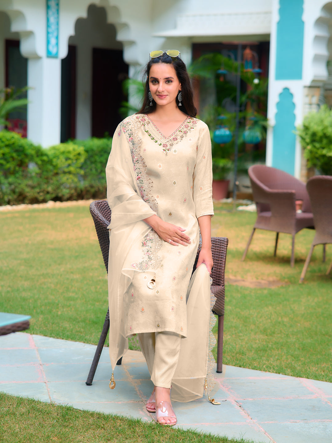 Hand Embroidered Banarasi Jacqauard Kurta With Pant & Embroidered Organza Dupatta, Cream - Hiral Fashion