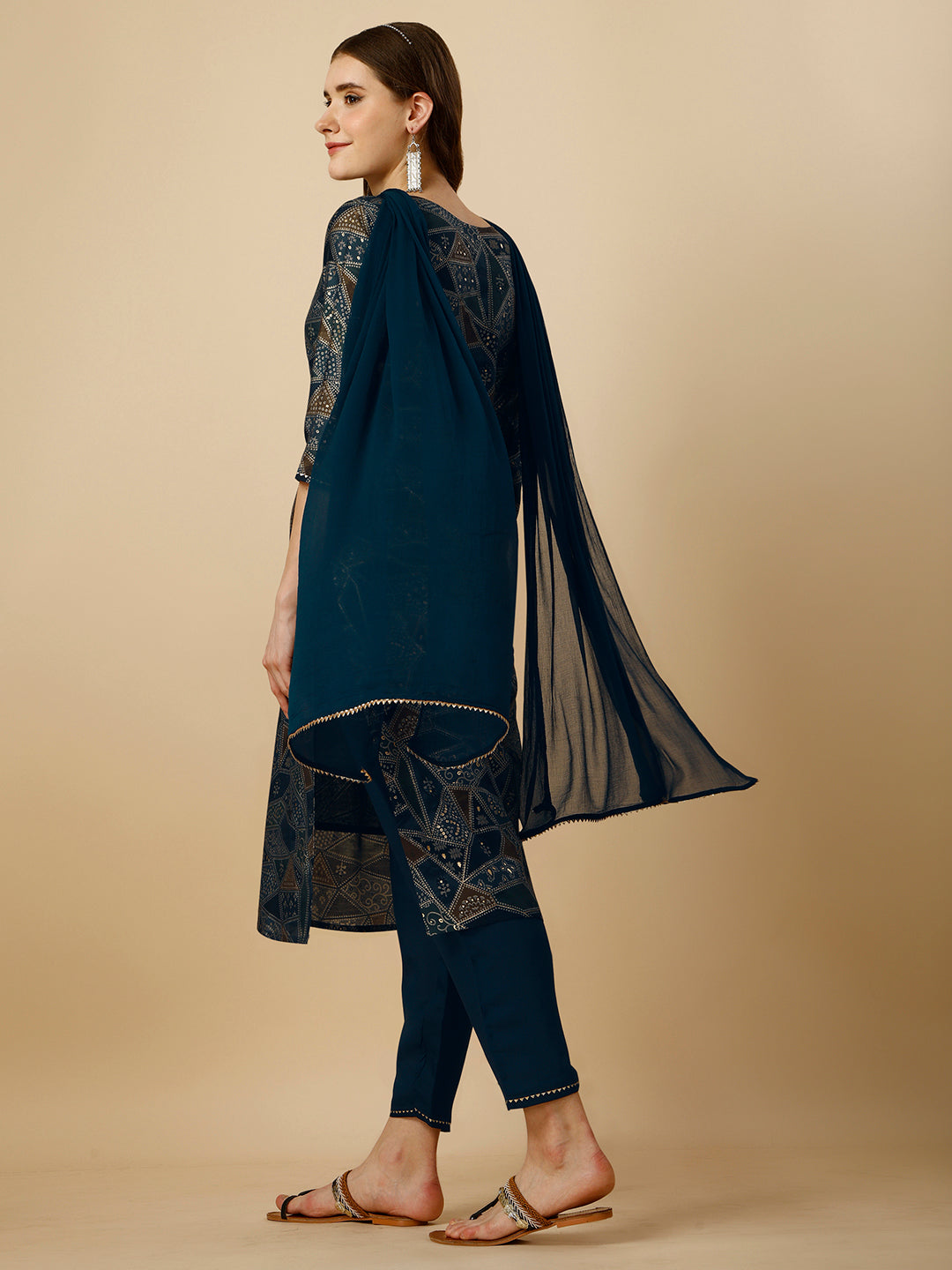 Geometric Printed Kurta With Pant And Dupatta Set, Multicolor - Hiral Fashion