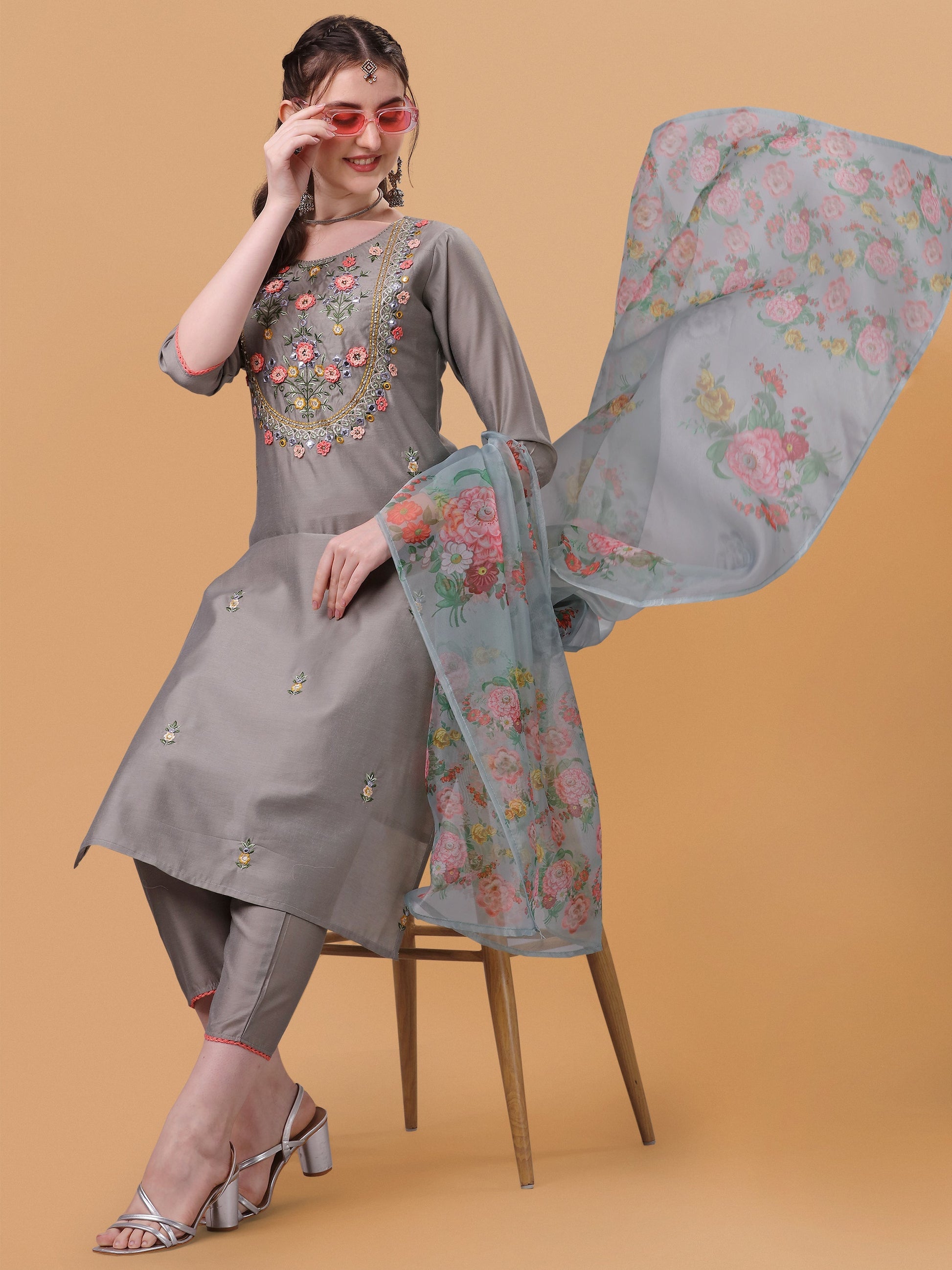 Hand Embroidered Kurta With Pant & Organza Printed Dupatta, Multicolor - Hiral Fashion