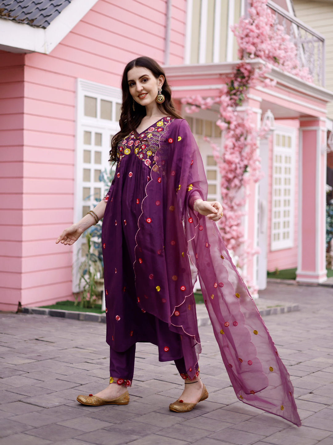 Hand Embroidered Alia Cut Kurta With Pant & Embroidered Organza Dupatta Premium, Multicolor - Hiral Fashion