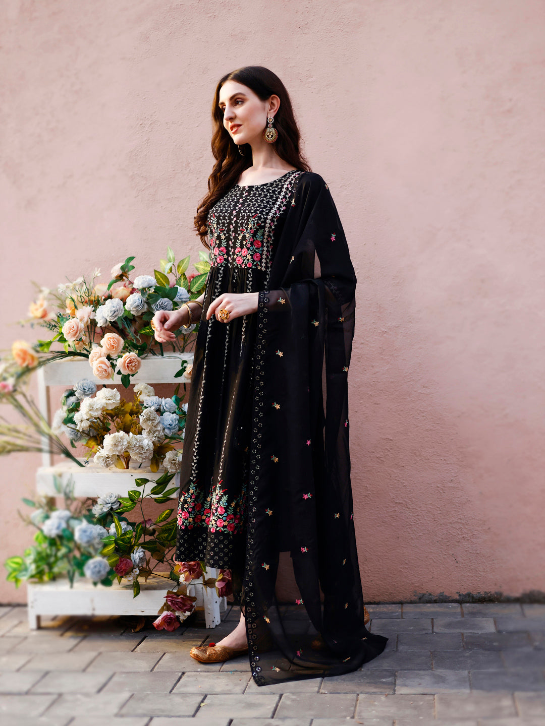 Nyra Cut Floral Front Embroidered Kurta With Pant & Organza Embroidered Dupatta Premium Luxury, Multicolor - Hiral Fashion