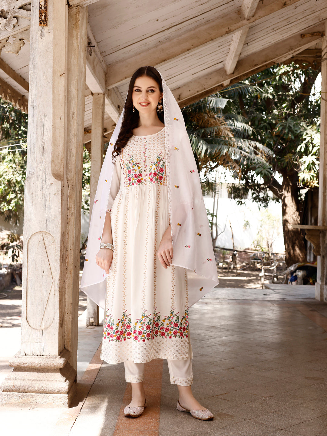 Nyra Cut Floral Front Embroidered Kurta With Pant & Organza Embroidered Dupatta Premium, Multicolor - Hiral Fashion