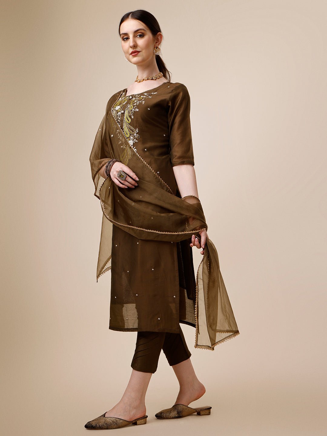 Embroidered Green Kurta With Pant And Dupatta Set, Multicolor - Hiral Fashion