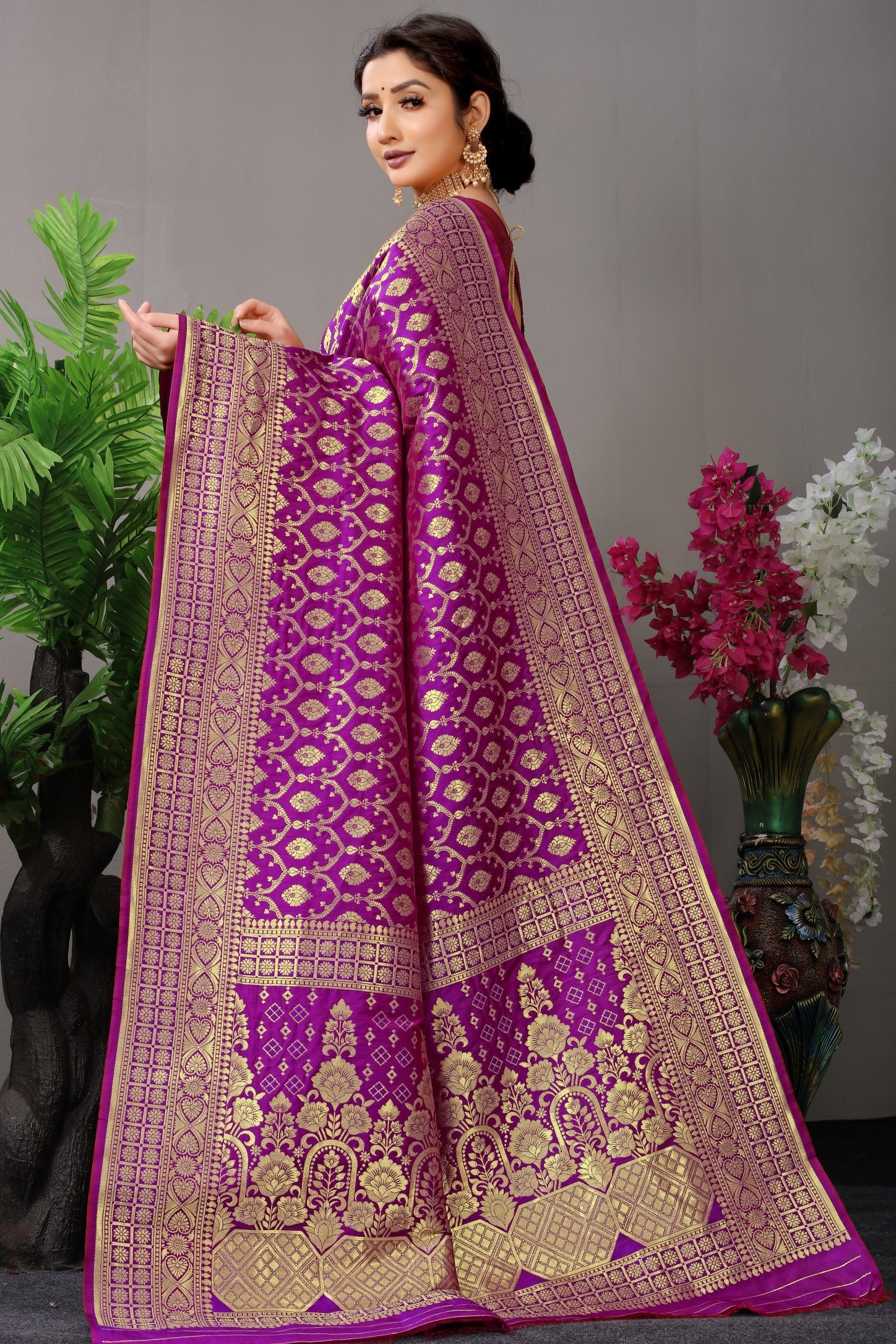 Anaita Lavender Woven Design Pure Silk Banarasi Saree With Blouse