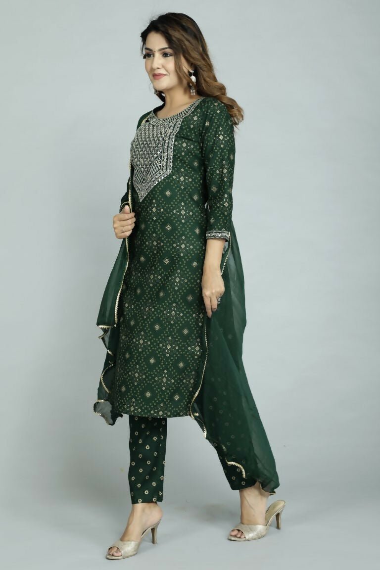 Alvano Women's Attractive And Stylish Rayon A Line Kurta With Pant And Dupatta
