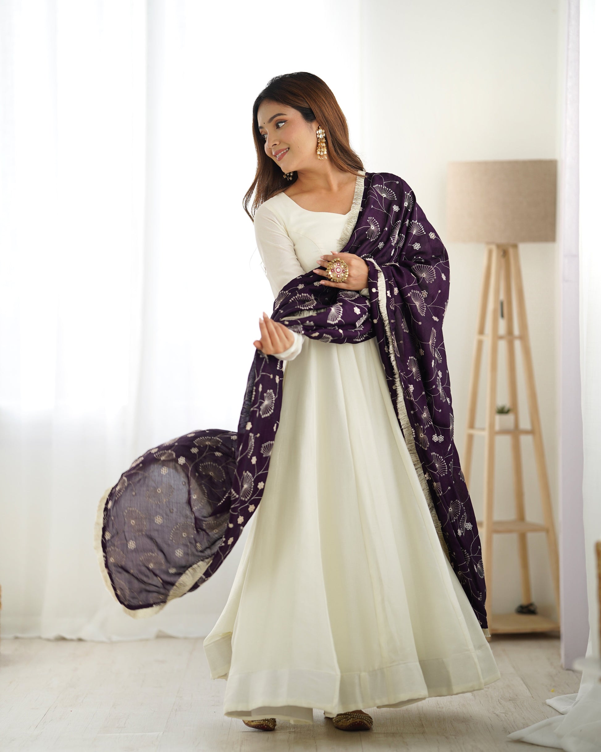 Lorenvalley White Vichitra Silk Fabric Fully Flared Anarkali Pant With Dupatta Set