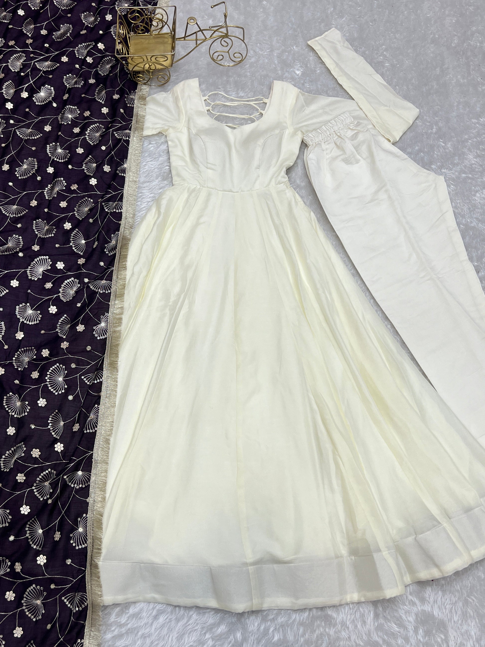 Lorenvalley White Vichitra Silk Fabric Fully Flared Anarkali Pant With Dupatta Set