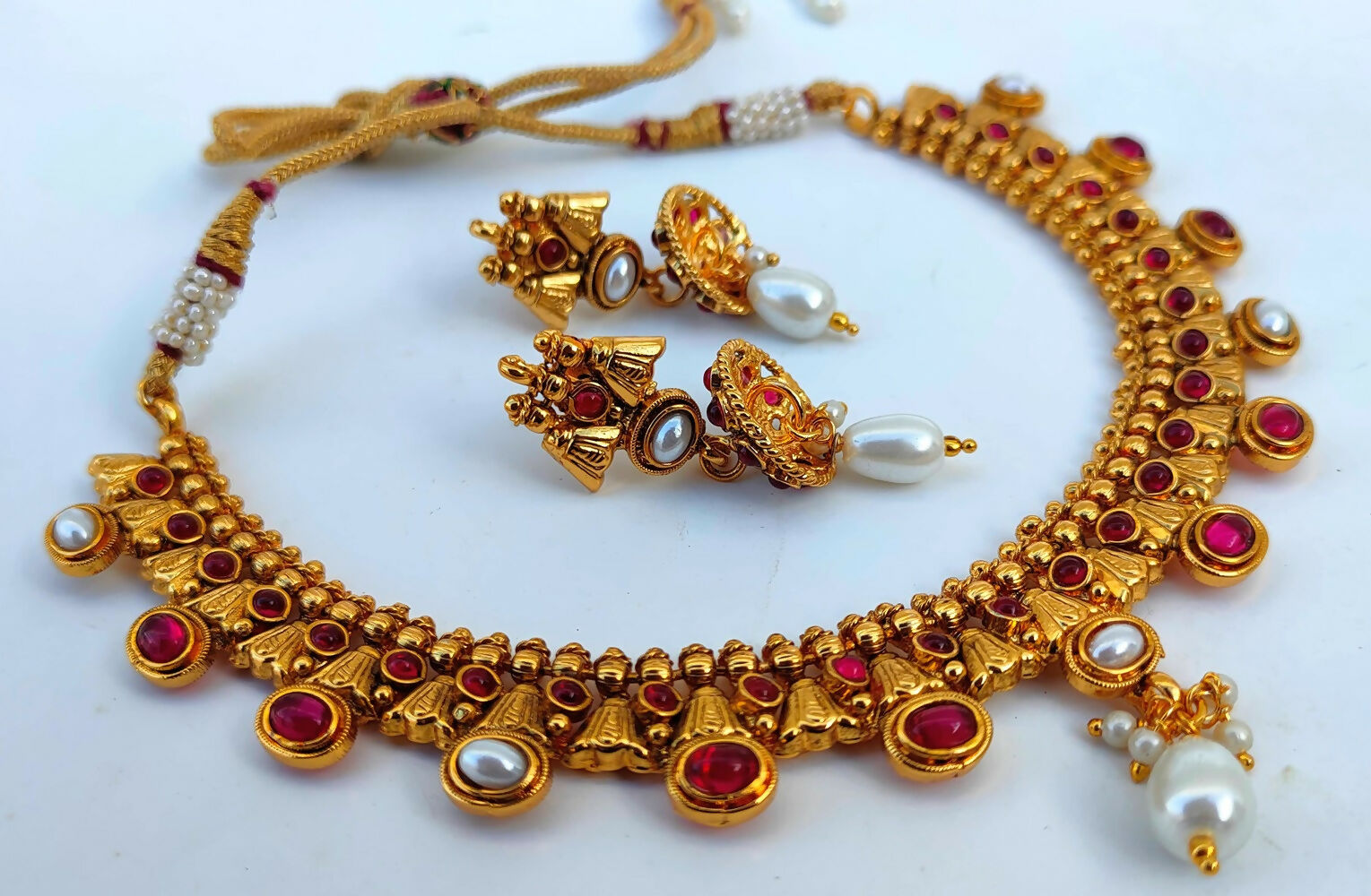 Kemp Antique Pink & White Necklace Set - Grab2buy