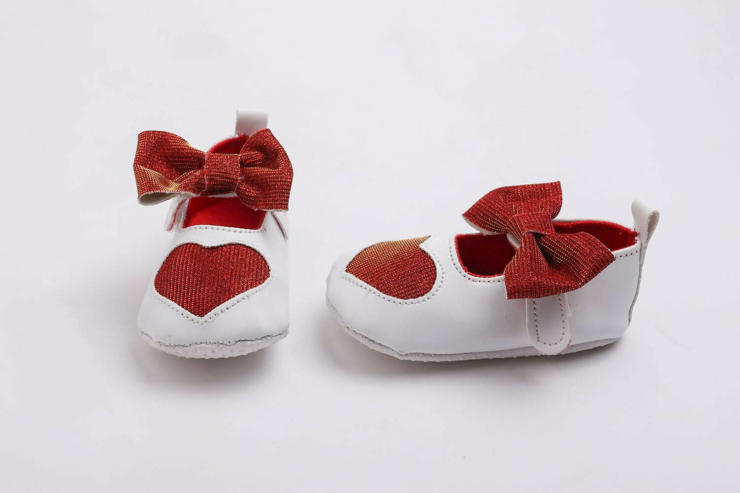 Tiny Bugs Girls Heart Bow Detailing Booties - White & Red  Grab2Buy Tiny Bugs Grab2Buy