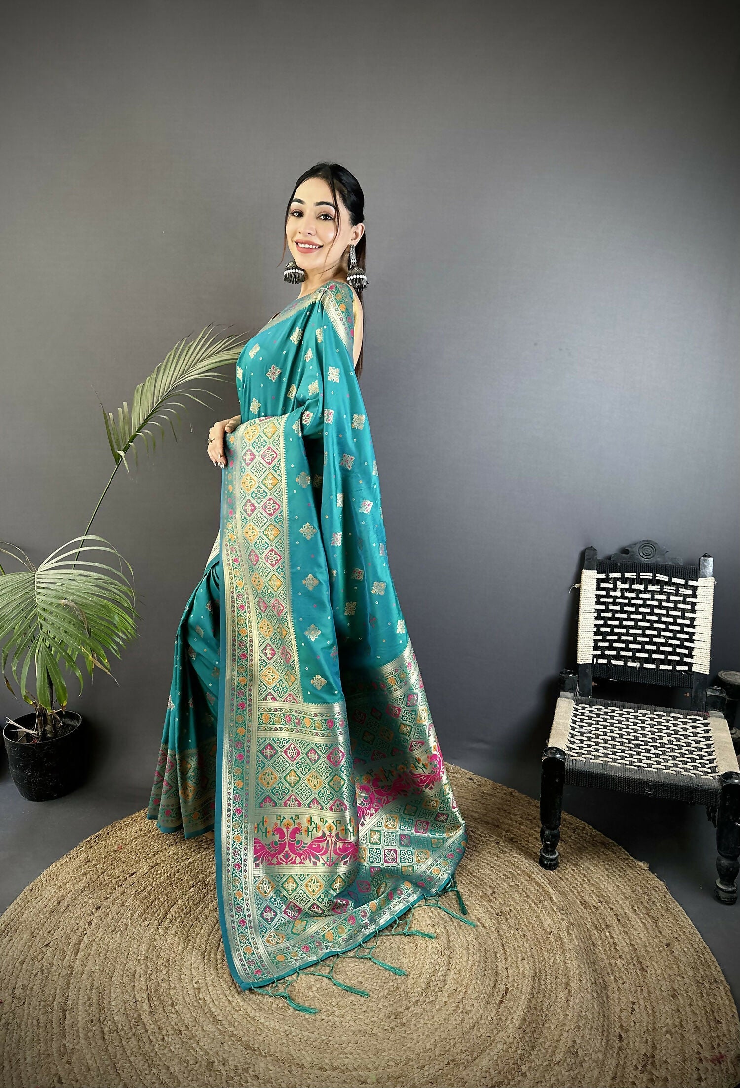 Joban Fashion Turquoise Blue Geometric Pattern Soft Silk Patola Saree