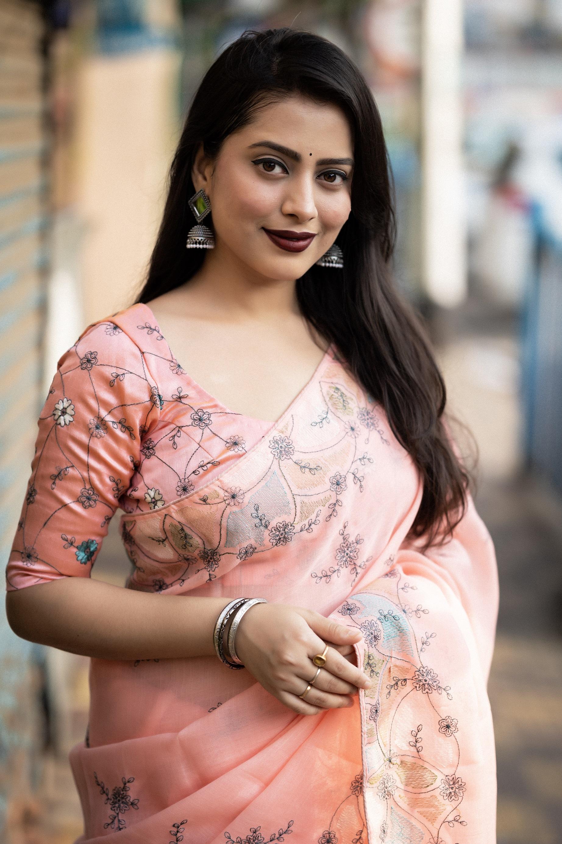 Pink Pure Linen Ethnic Motifs Saree with Unstitched Blouse - A2M