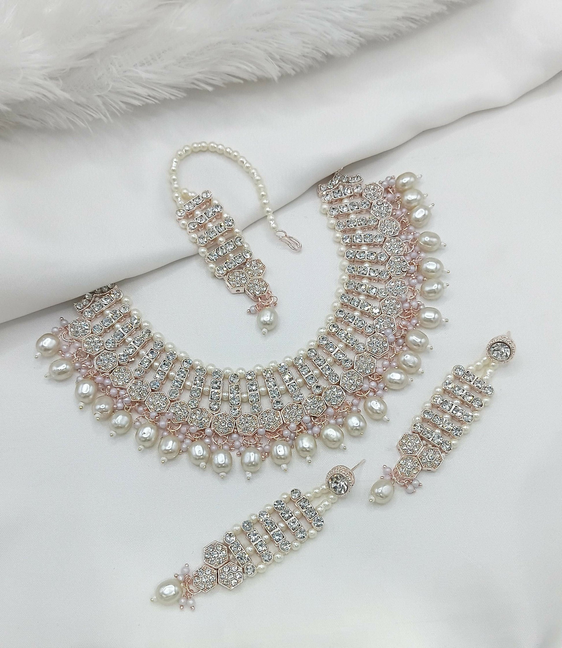Joban Fashion White Stone Work Necklace Set