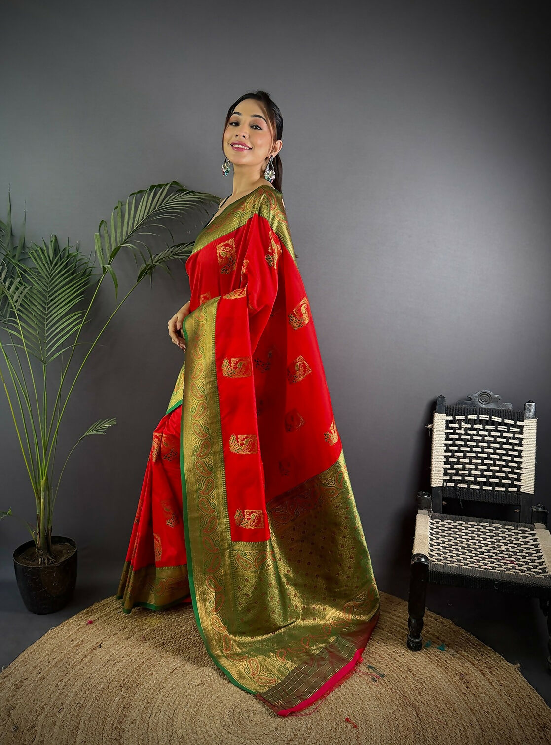 Joban Fashion Green Peacock Banarasi Silk Sarees | Swadesiicart