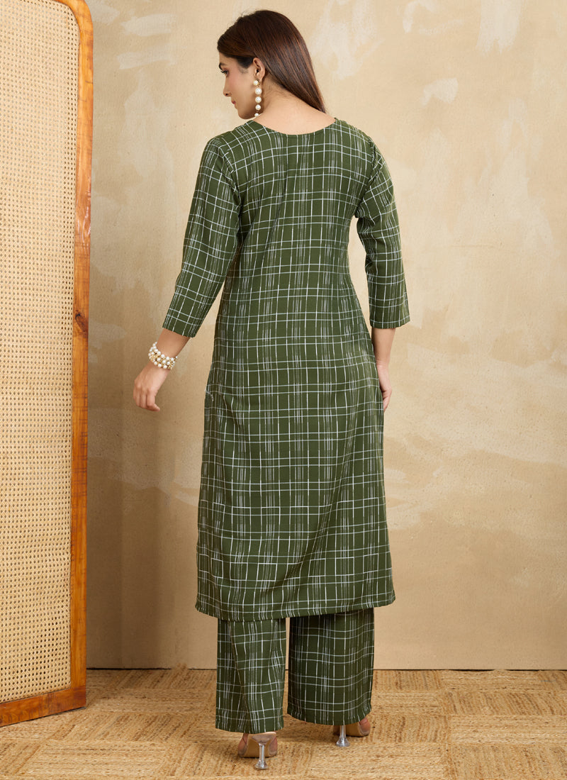 Prazu Fashion Green Printed Cotton Blend Kurta Pant Set