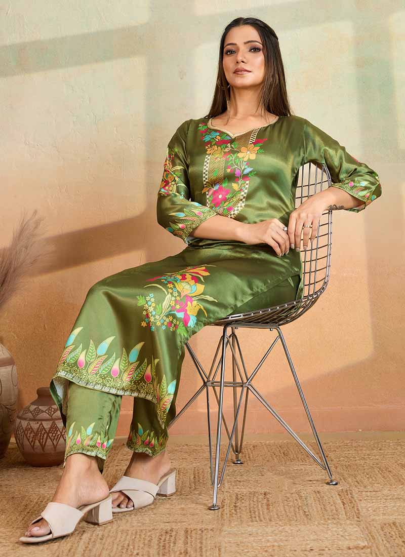 Prazu Fashion Mahendi Green Printed Cotton Reyon Kurta Pant Set