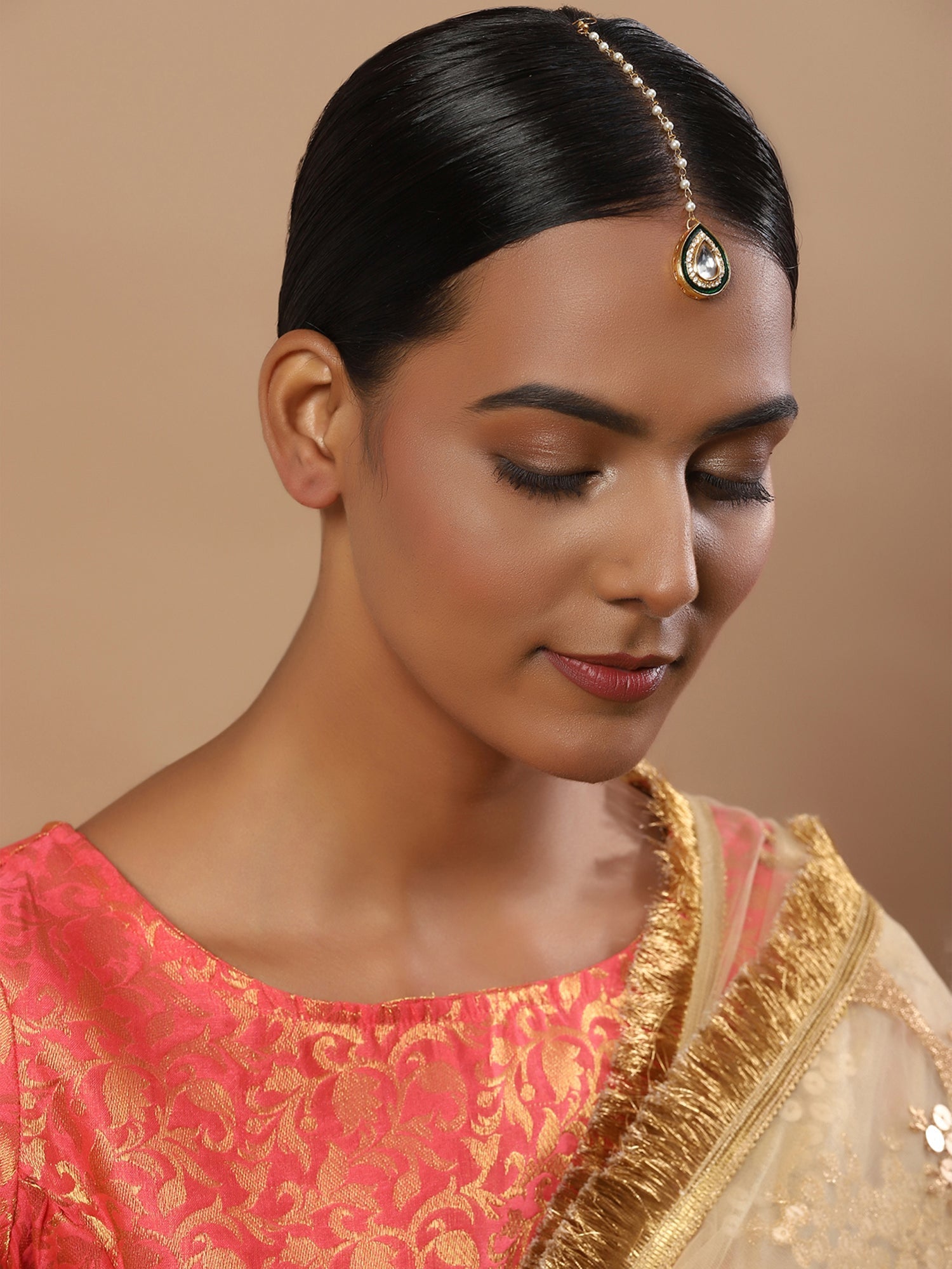 White Gold-Toned Plated Kundan-Studded Pearl Beaded Maang Tikka - Ruby Raang - Grab2buy