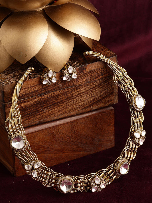 Golden Kundan & Mossainite Hasli Choker with Studs - Ruby Raang