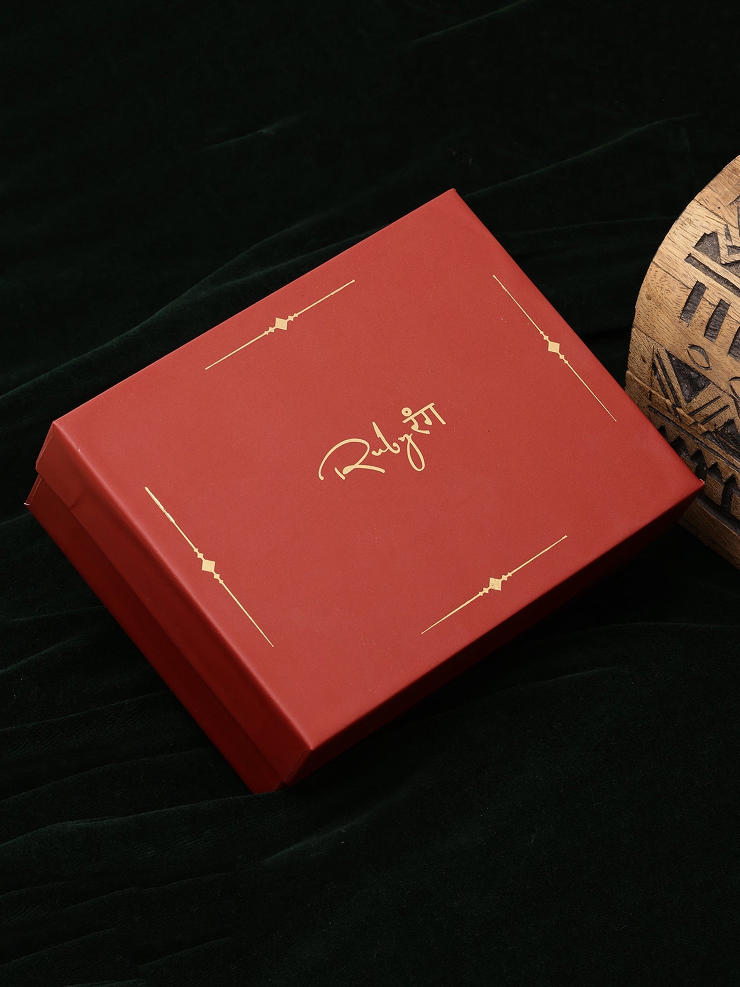 Rajwada Red - Green Hues Handcrafted Heavy Bangles (set of 2) - Ruby Raang Ruby Raang Studio