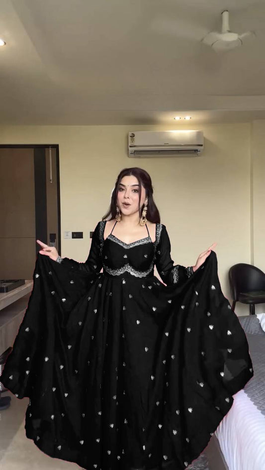 Prazu Fashion Black Georgette Thread Sequence Anarkali Suit