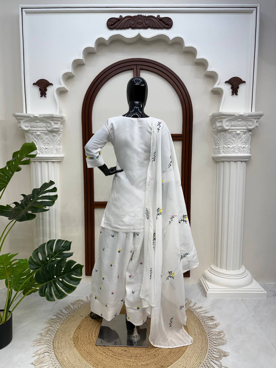 Prazu Fashion Off White Mull Chanderi Silk Thread Work Farshi Salwar Suit