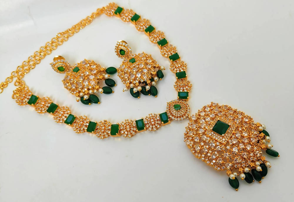 Uncut & Emerald Designer Necklace Set - Grab2buy