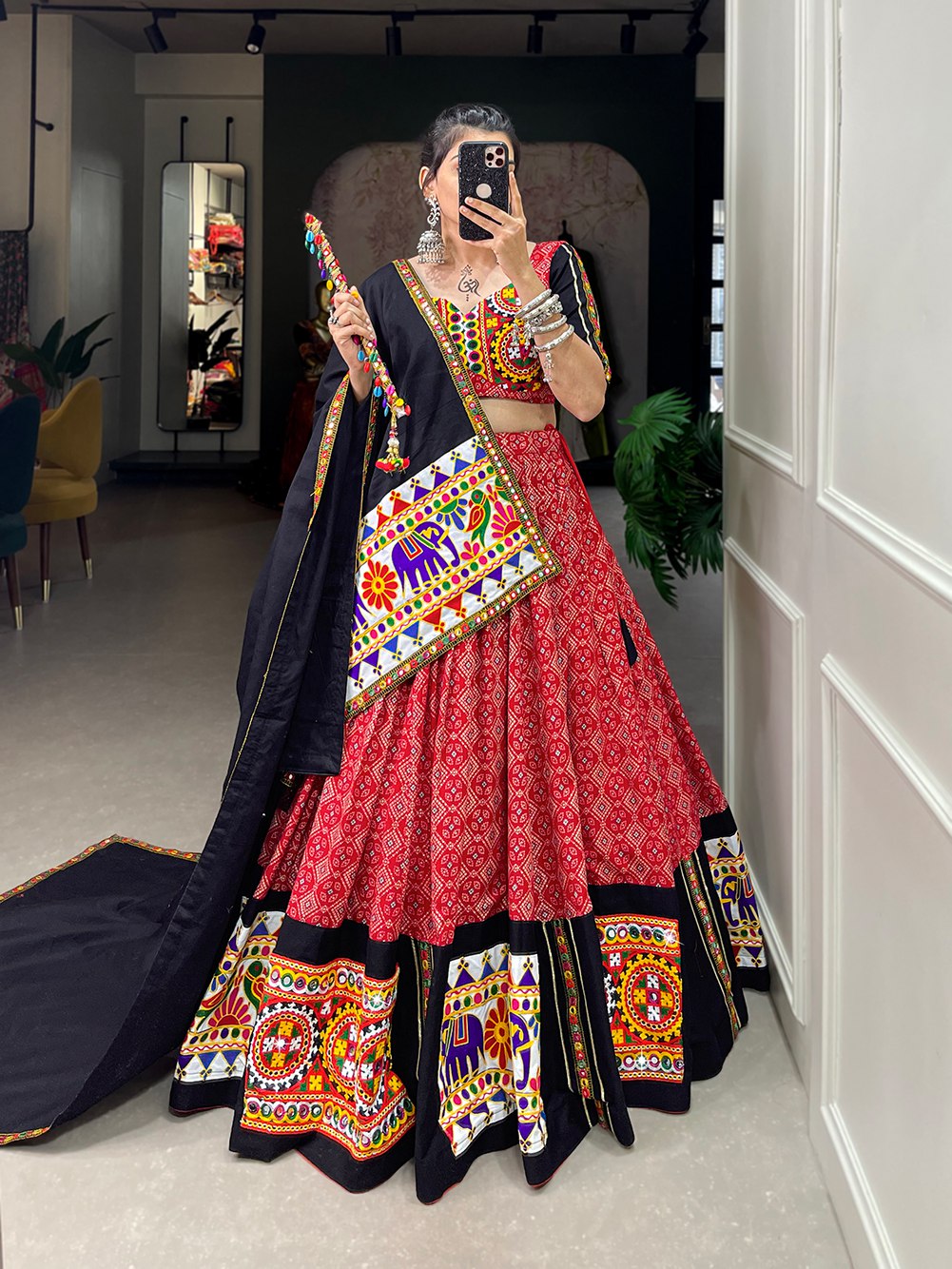 Lorenvalley Red Pure Cotton Lehenga Choli Embellishes With Gamthi Work And Mirror Work Touch Up To Make Everyone Feel The Stories Of Navratri Traditions 