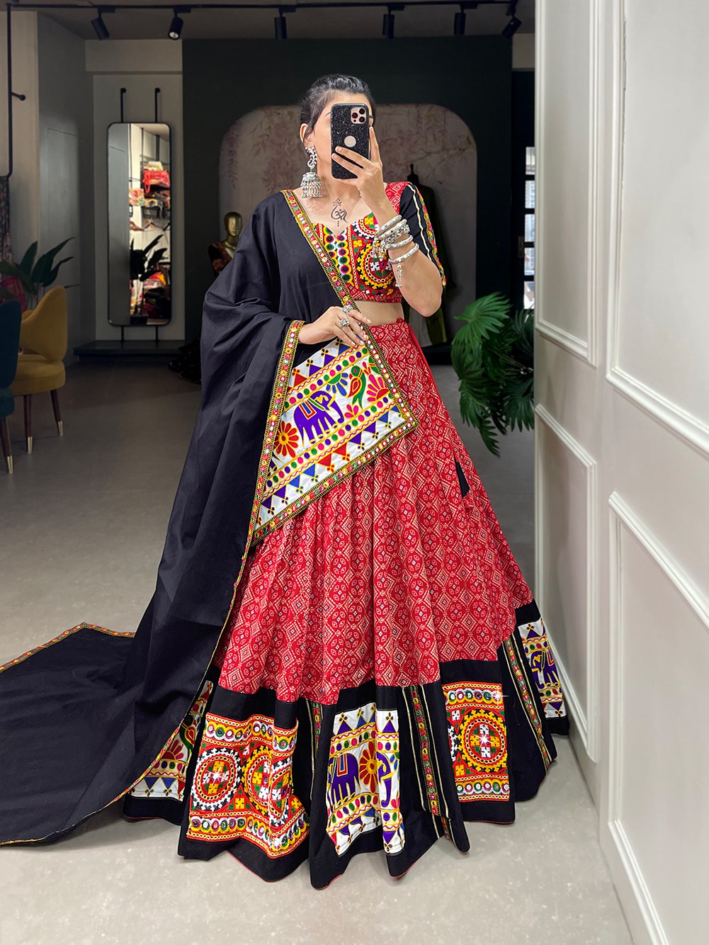 Lorenvalley Red Pure Cotton Lehenga Choli Embellishes With Gamthi Work And Mirror Work Touch Up To Make Everyone Feel The Stories Of Navratri Traditions 