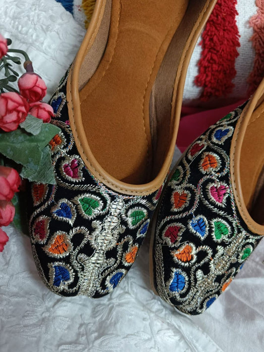 Desi Colour Women Indian Ethnic Footwear-Black Multi Floral
