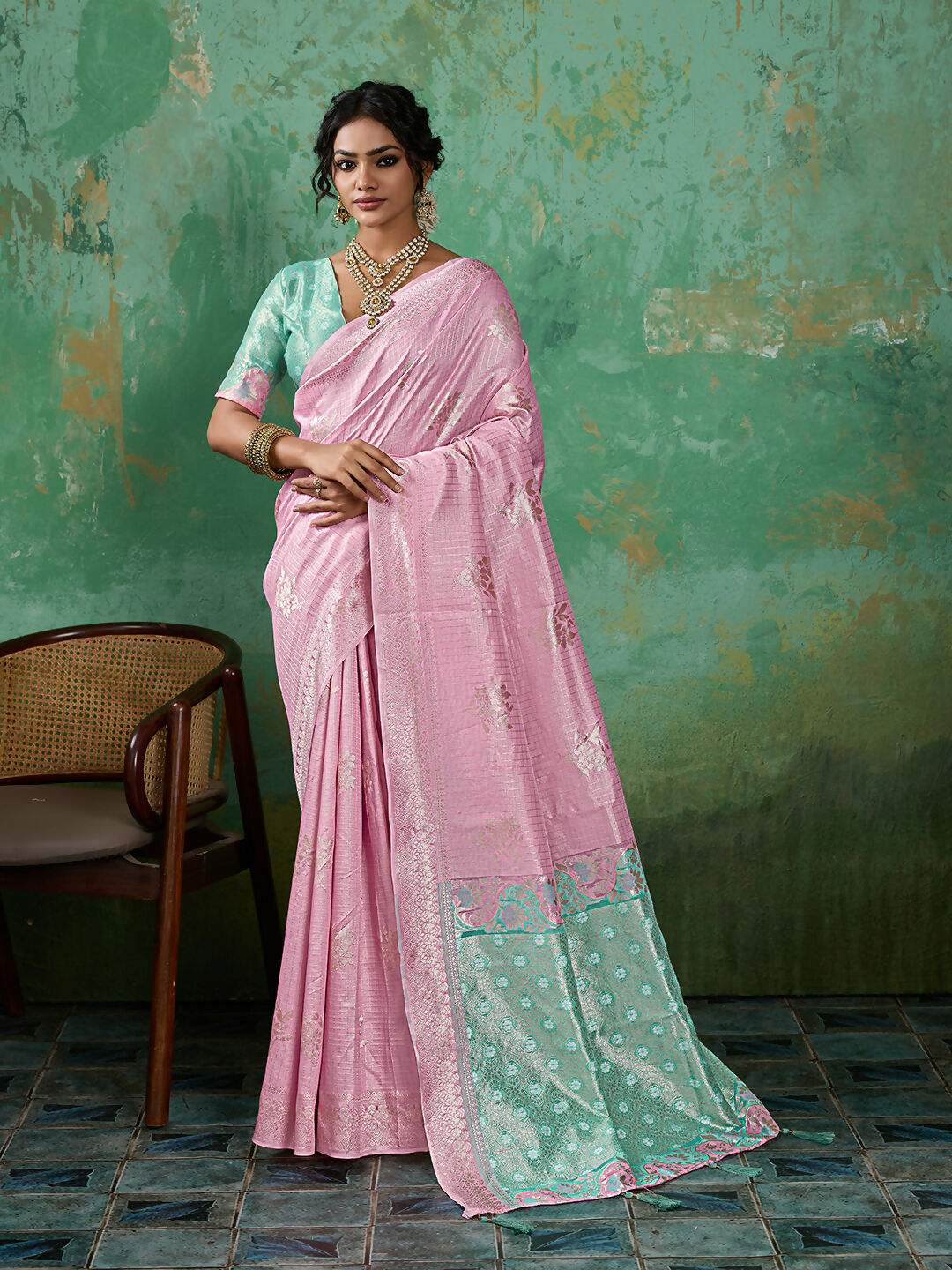 Shree Shyam Fashion Pink Linen Cotton Saree