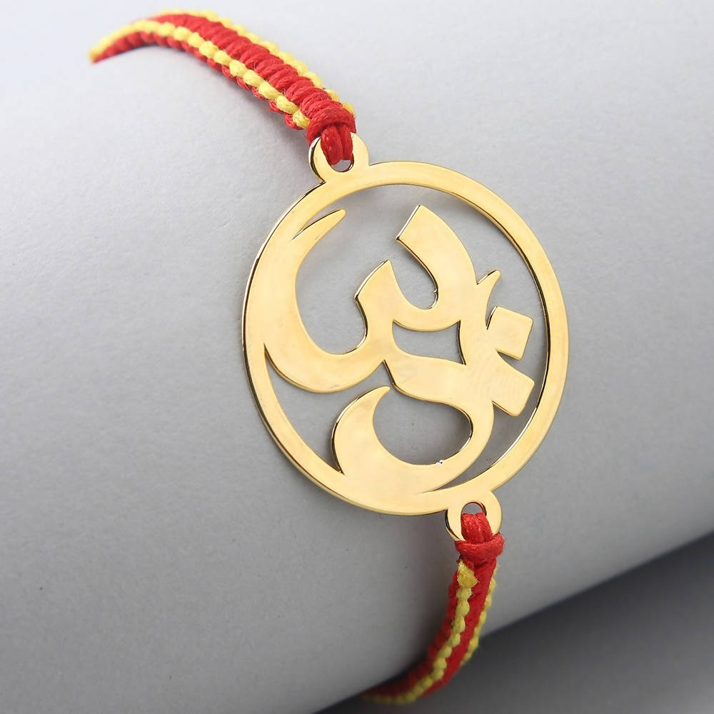Om Metal Rakhi & Snickers Chocolates