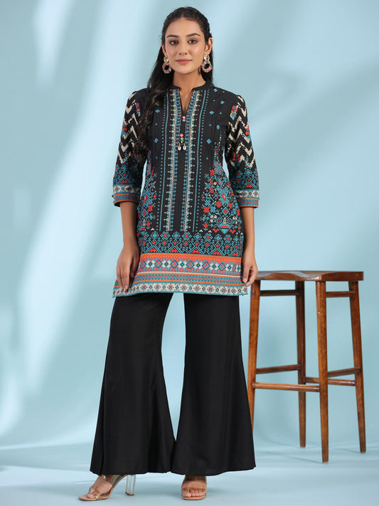 Juniper Women's Black Pure Cotton Geometric Printed & Pleated Kurta With Beads & Sequins
