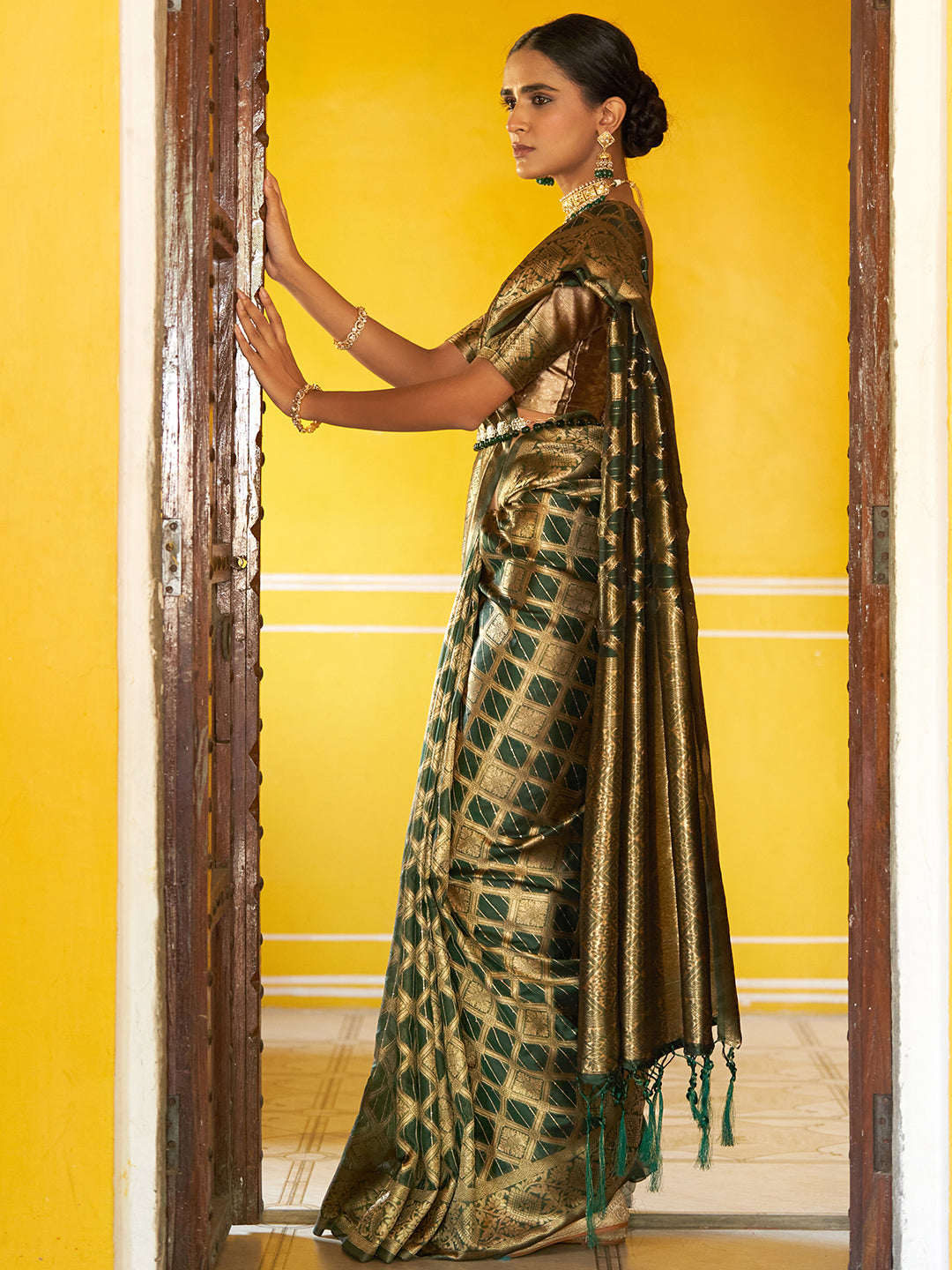 Janasya Dark Green Organza Woven Ethnic Motifs Kanjeevaram Grab2Buy 